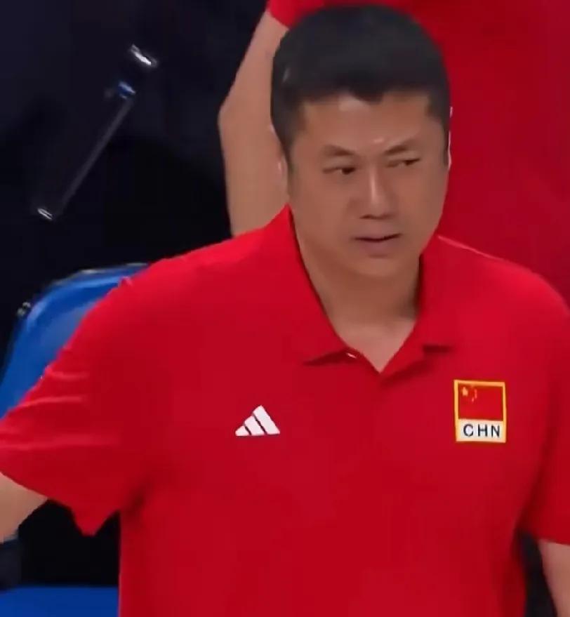 [微风][微风]赵勇这手赌局，是神来之笔还是满盘皆输？
女排总决赛分组出炉，赵勇
