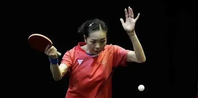 赛会一号种子大藤沙月，2：3，被39岁老将逆转掀翻，无缘女单四强。
      