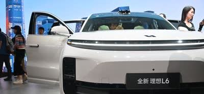 理想L6和L7有啥区别？

理想L6和L7都是中大型SUV，不过在价格、空间