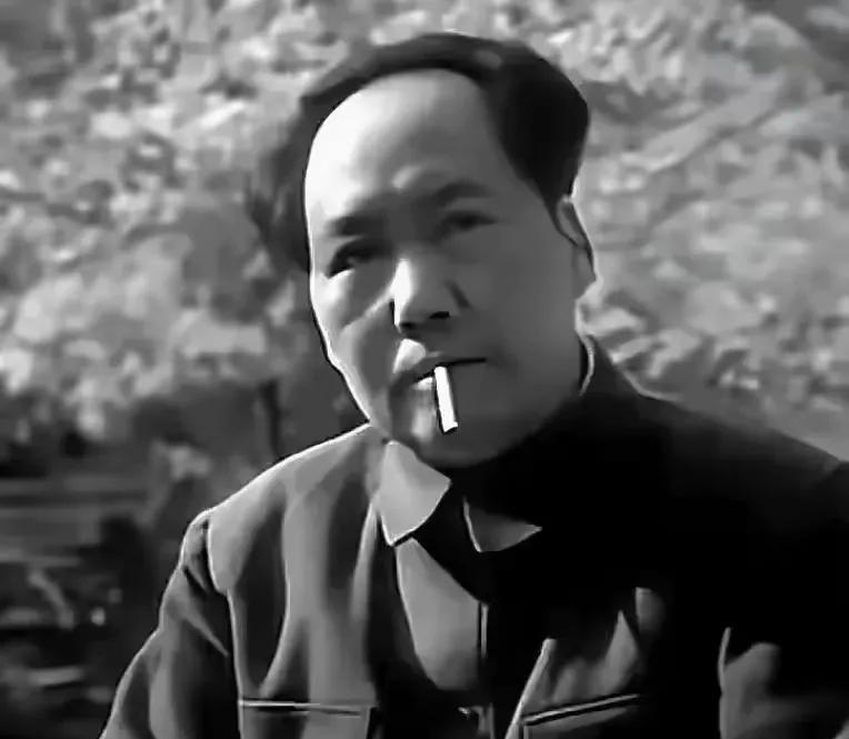 #谁是你心目中最伟大的人？#谁让中国人民站起来，洗刷了被外国人欺负了几百年的耻辱