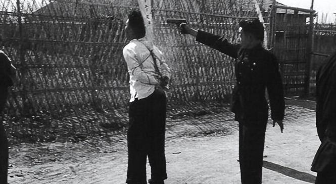 1948年，10多名地下党因越狱失败被拉去枪毙，走不动在途中被枪毙，仅有4人走到