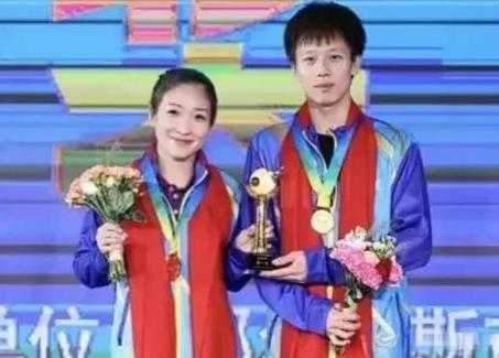 全运会资格赛，全新组合“诗和远方”是亮点。
全运会的混双需要各队重新组合，这样看
