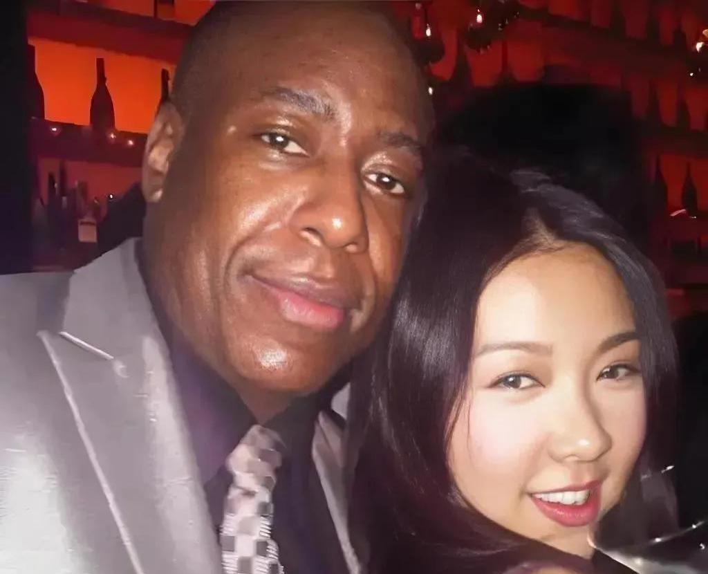 薛凯琪和雷吉马丁这段绯闻最近被网友挖出不少“硬核细节”，看完真叫人感叹娱乐圈爱情