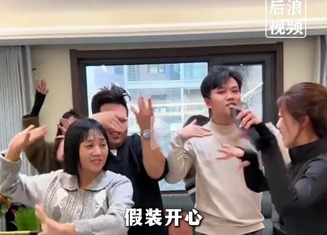 端午节将至，寻求家庭直播带货却悄无声息了。这说明了什么？





临近端午佳节