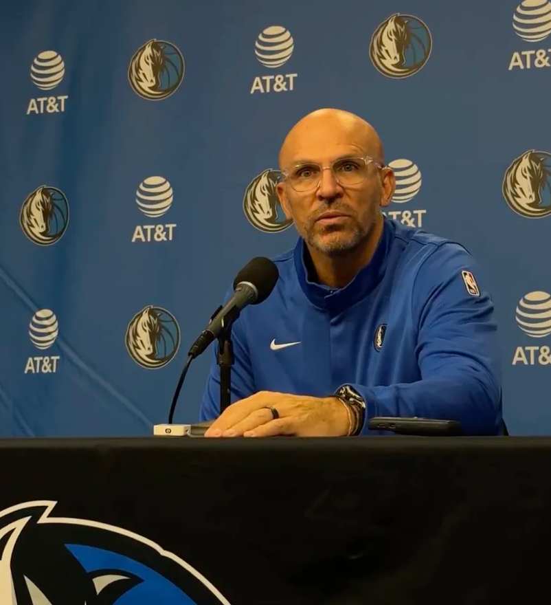 NBA常规赛，独行侠92：125不敌马刺。
赛后独行侠主帅杰森-基德接受了记者采