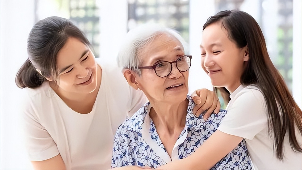 人过五十，把50%的存款换成3样东西，10年后你会感谢自己