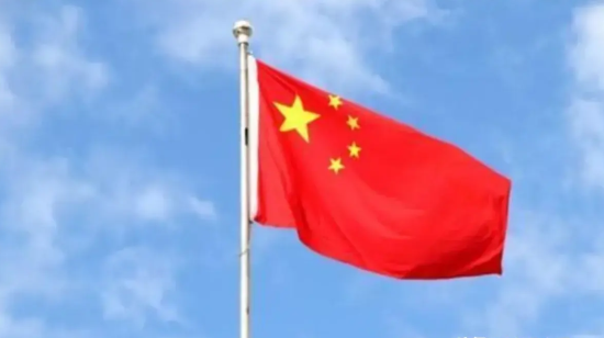 美国媒体给我们泼冷水了！我们正出台一系列积极的措施去面对我们的挑战，美媒却声称，