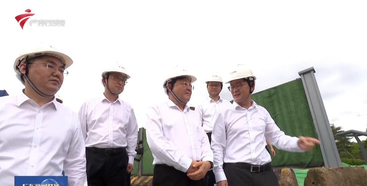 7月22日，广东省领导在广州市天河区、海珠区，专题调研重大项目建设情况。
先后来