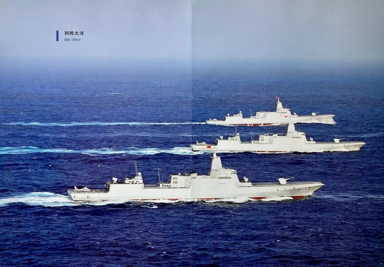 中国海军三艘055大驱远洋补给训练仅仅是为815撑场子吗？
据美国《防务新闻》7
