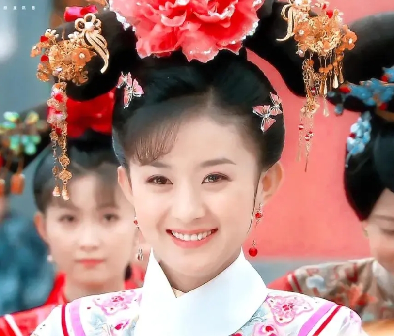 赵丽颖说：导演刚开始想让我演小燕子，但是小燕子的台词太多，我记不住。后来导演又让