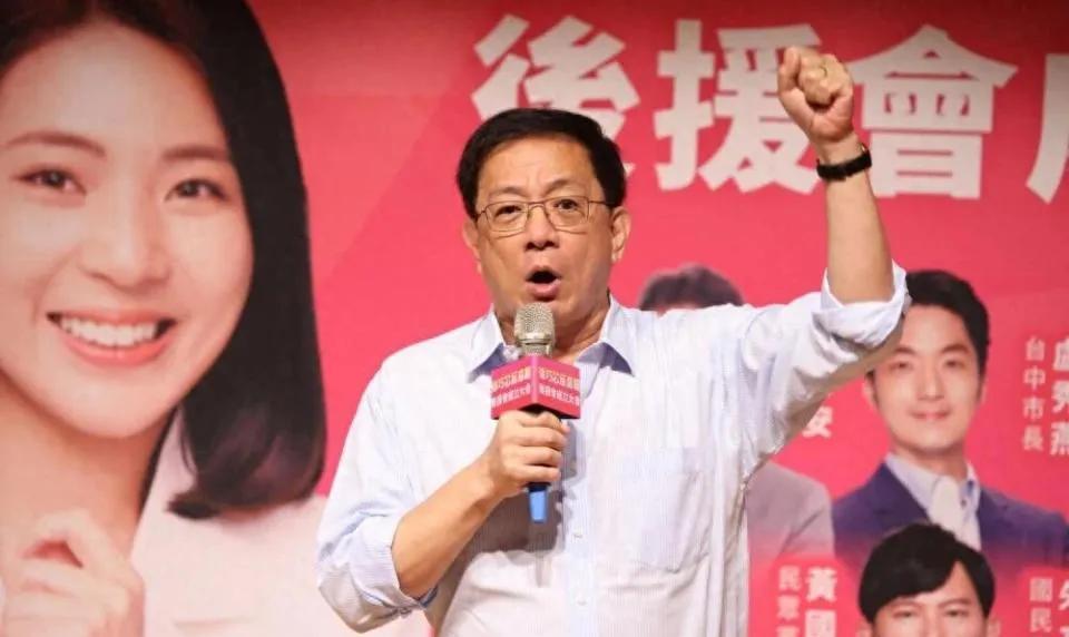 必须给这个台大前校长点个赞
8月11日，台大前校长管中闵接受赵少康专访时称，近年