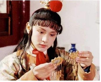 既有“木石姻缘”，又何必“金玉姻缘”？贾宝玉的梦话说明什么？