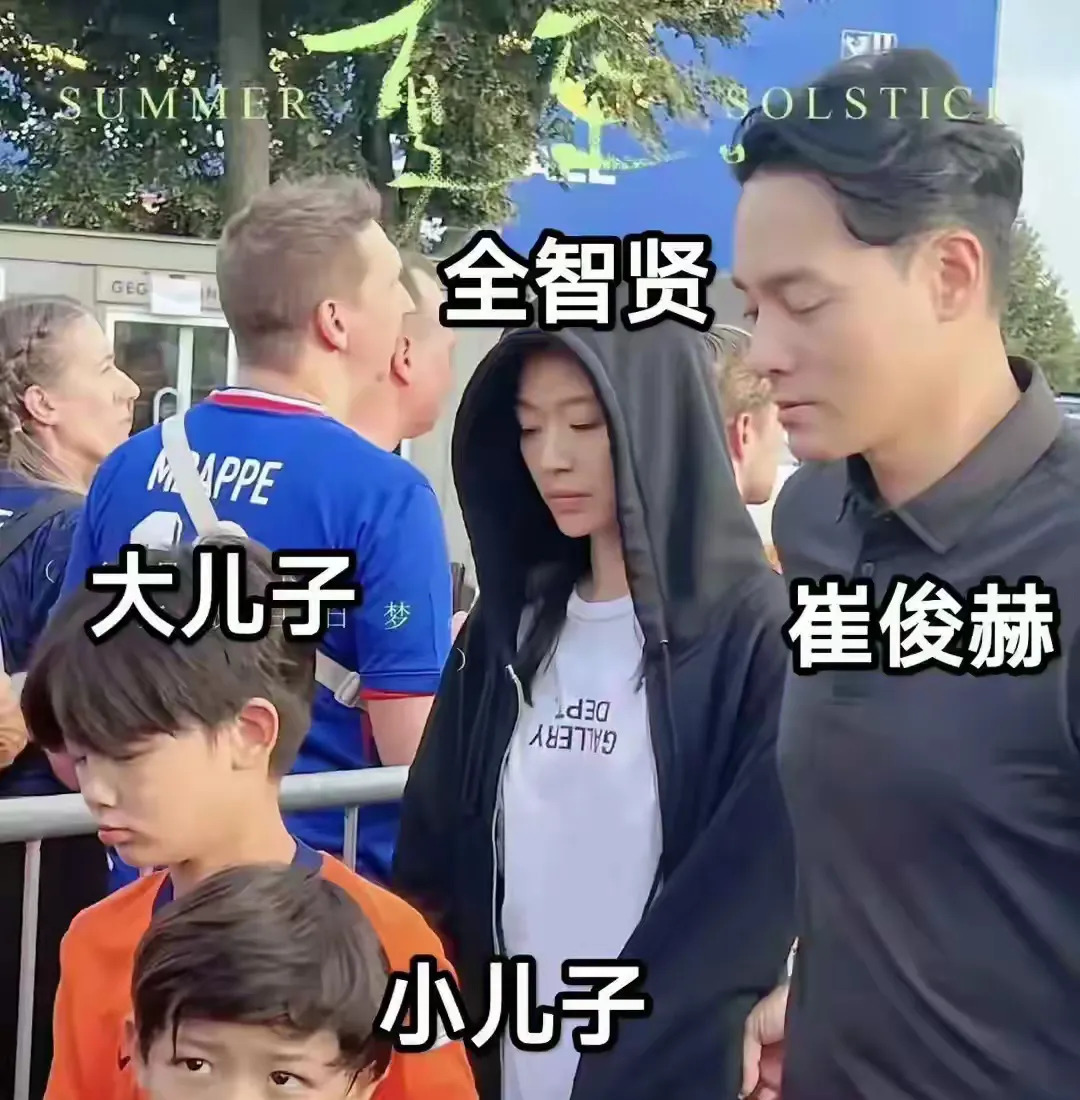 全智贤私下不温柔不装











什么情况？女神全智贤竟然如此高冷！和