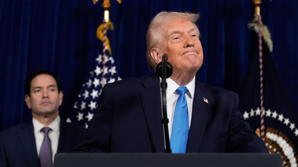 特朗普“我已是委内瑞拉总统”，美国将手伸向中俄“短板”，阴谋得逞？