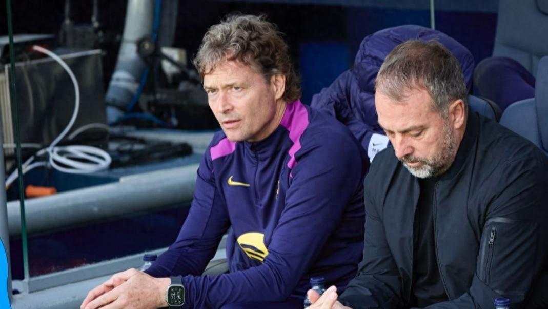 西媒：弗里克已到极限，期待球队反弹，却深知这支巴萨难争大满贯