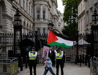 英国、加拿大与澳大利亚在9月22日同步宣布正式承认巴勒斯坦国，这一行动打破了数十