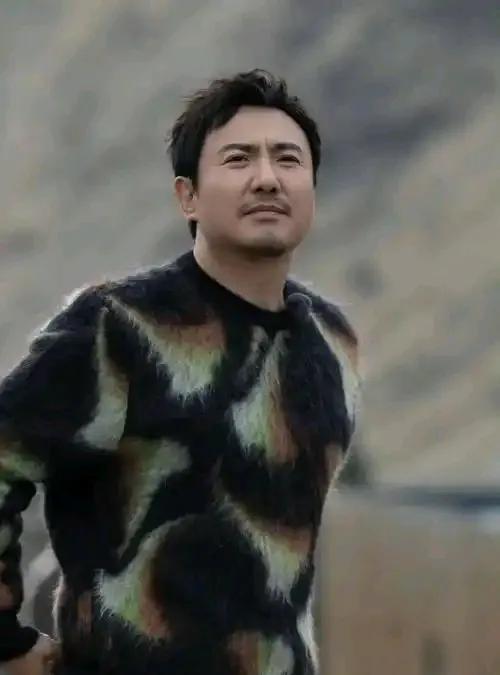 我刚刷到个离谱大瓜！46岁、已婚的沈腾，居然和29岁的林允传出了恋情，这两人年龄