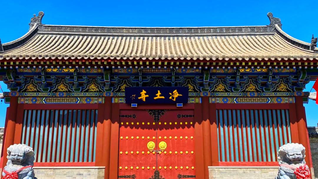 山西朔州净土寺：一座寺的“藻井宇宙”，一场穿越金代的木构与星空之旅