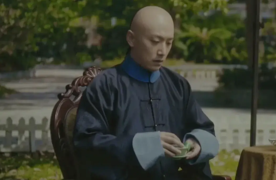 载沣无大才，但好在有自知之明…

刚摄政那会，确实是年轻不知天高地厚，上台就一通