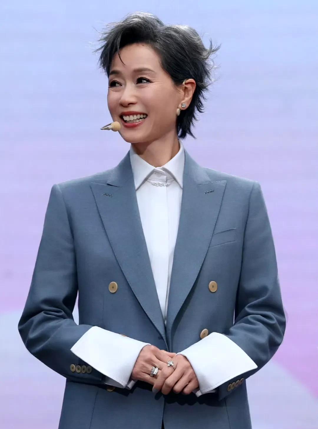 叶童宣布不参与新白演唱会之后，苏州站成演唱会最终站？
5月28日上午，新白娘子传