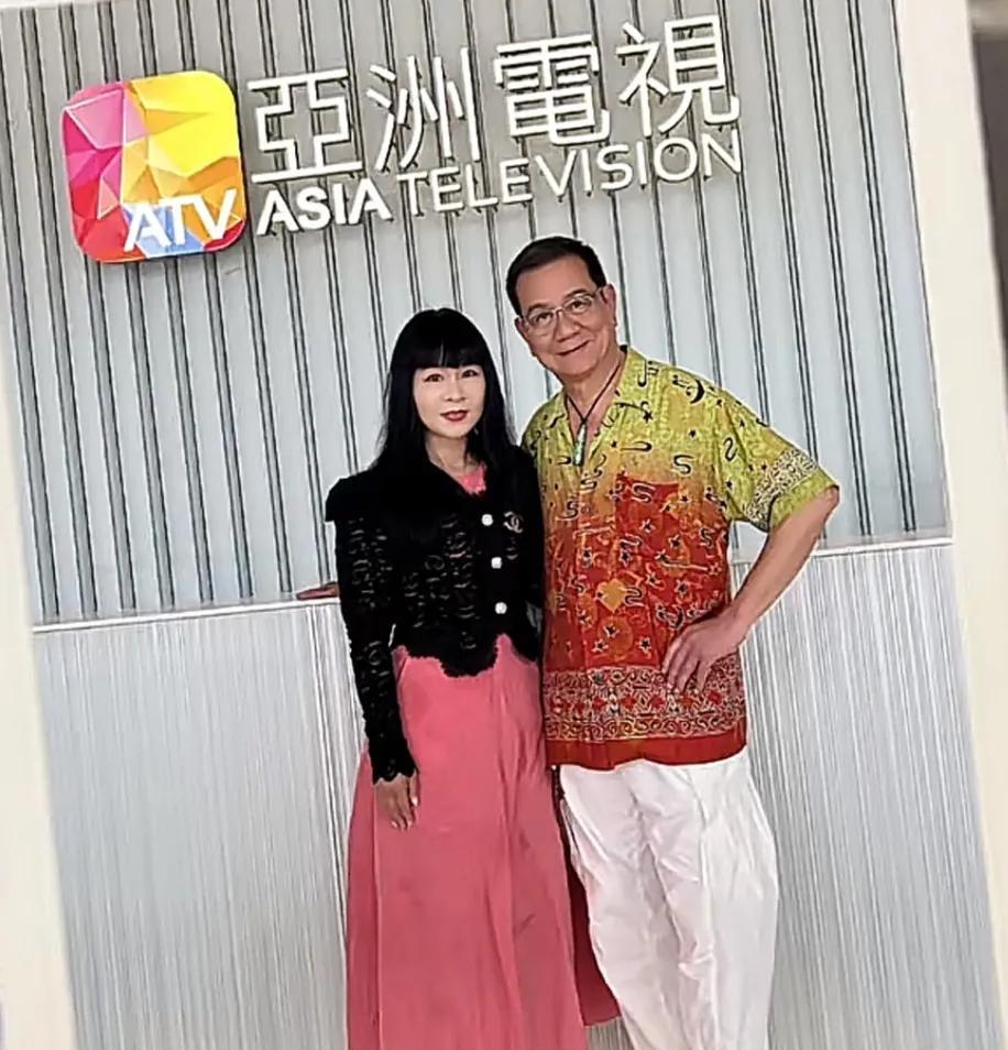 潘志文时隔21年重返亚视！昔日当家小生已成75岁老大爷，儒雅气质仍出众
潘志文年