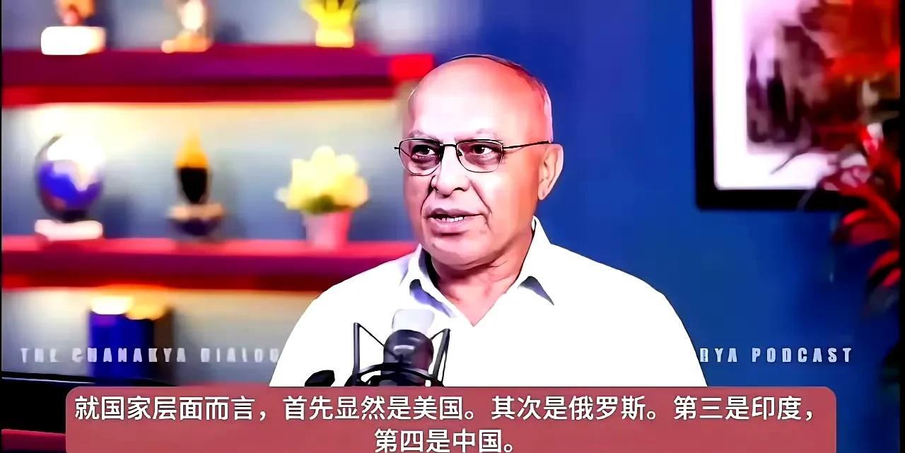 印度部长还活在梦里，接接受采访时表示∶世界空军排名前三分别是美国、俄罗斯、印度，