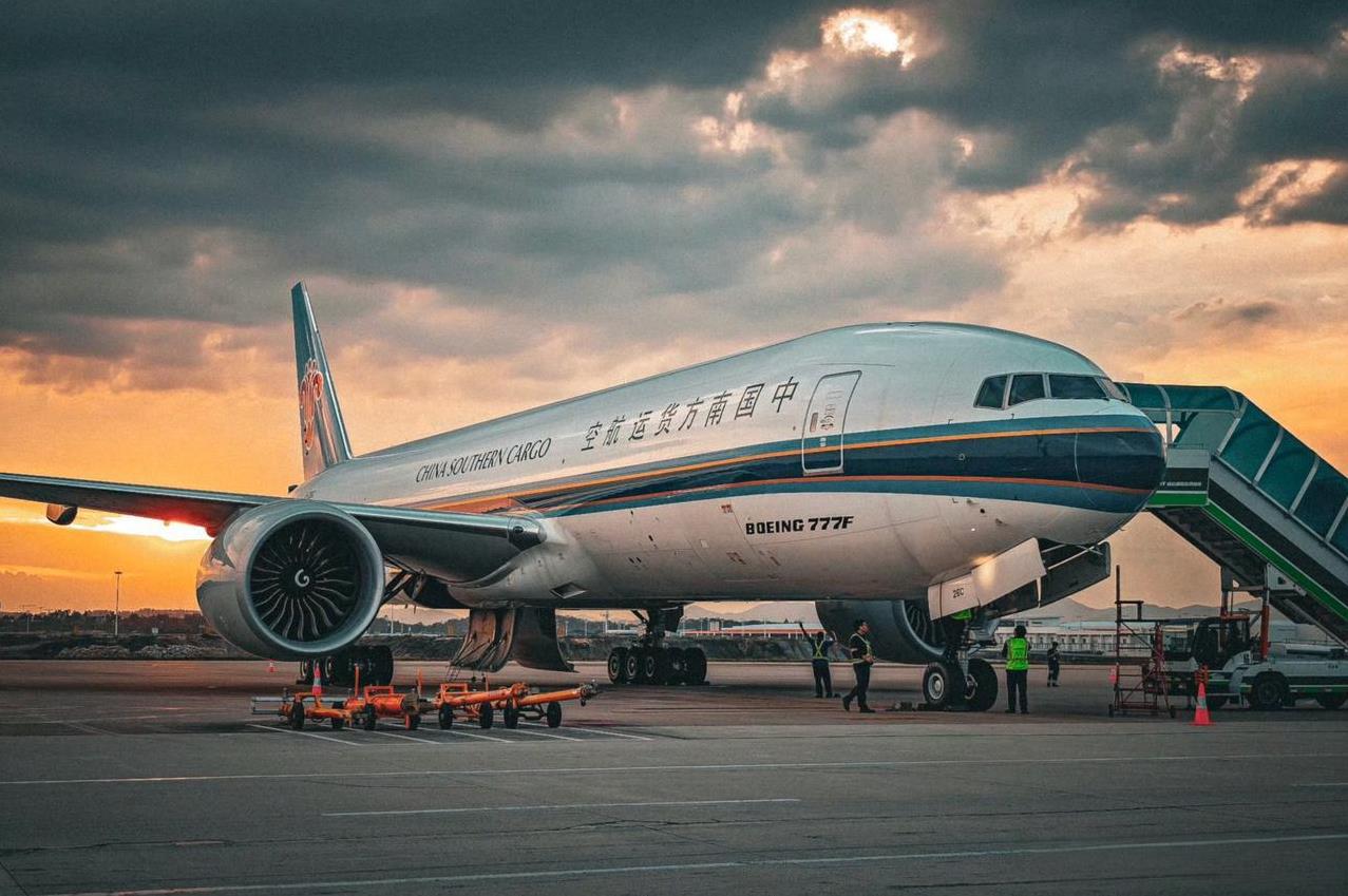 南航再来10架B777-8F？有戏吗！