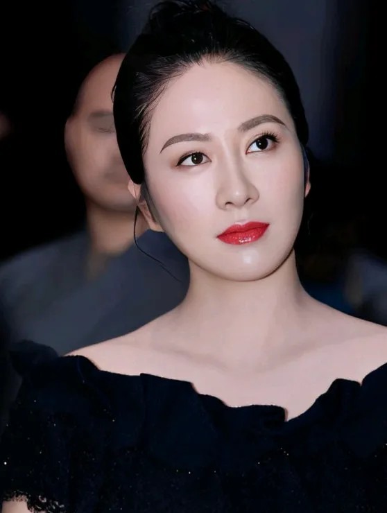 李国庆又结婚了，叶璇这下也该明白了吧！为啥他没被自己吸引？  

说白了，就
