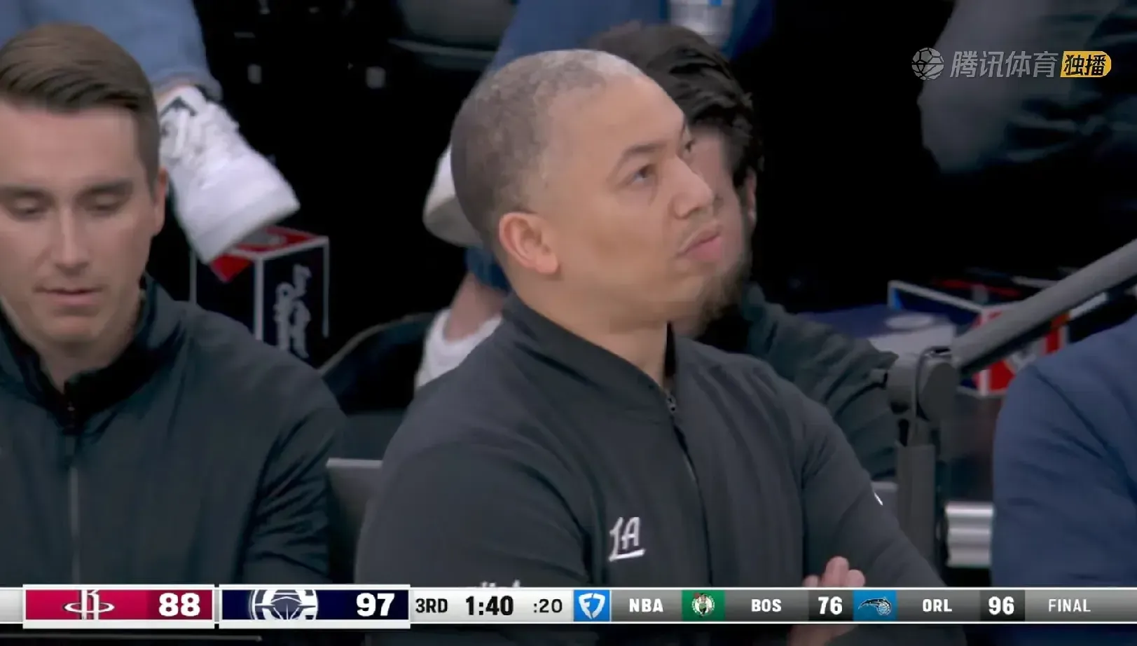🏀西部大乱斗，随着今天狼🐺战胜熊🐻，西部最终排名又更加扑朔迷离，让我们看看