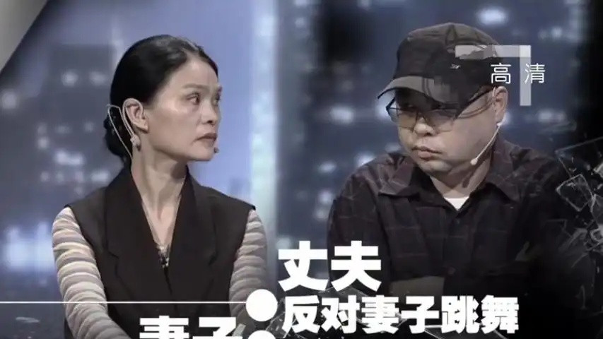 女子深夜因广场舞起争执，宁离婚也要男舞伴，周先生直言肯定有鬼