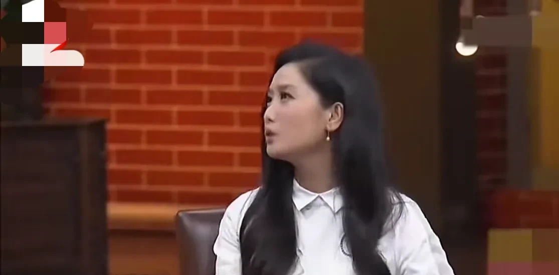 玲花曾毅为何不是情侣











我的天哪！你们能相信吗？凤凰传奇的玲