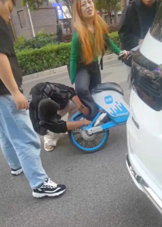 这脚怎么进去愣是想不明白
