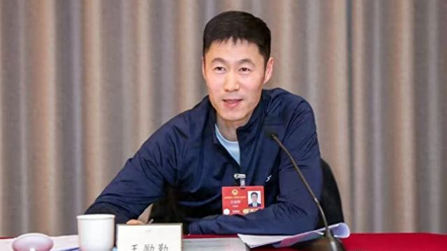 整装待发！国乒11日举办出征仪式，多哈世锦赛赛程出炉，央视直播