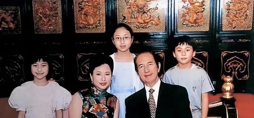 有人吐槽陈婉珍对子女的另一半防备心太重，我觉得这很正常，因为作为父母，也怕儿女们