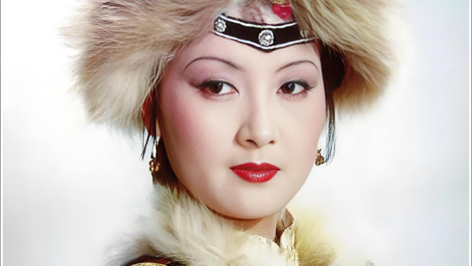 李纨身份很尊贵，为何只有4个丫环？这正常吗？