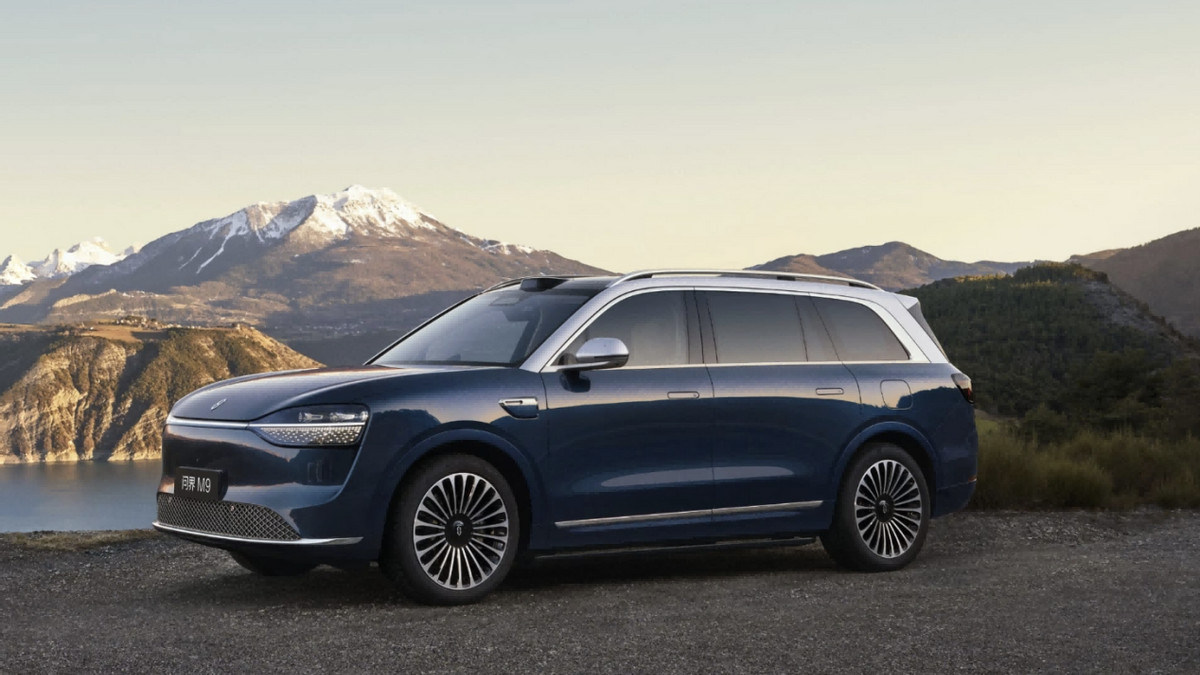 百万辆之后，问界将驶向何方？华为合作品牌里问界最成功秘籍是啥