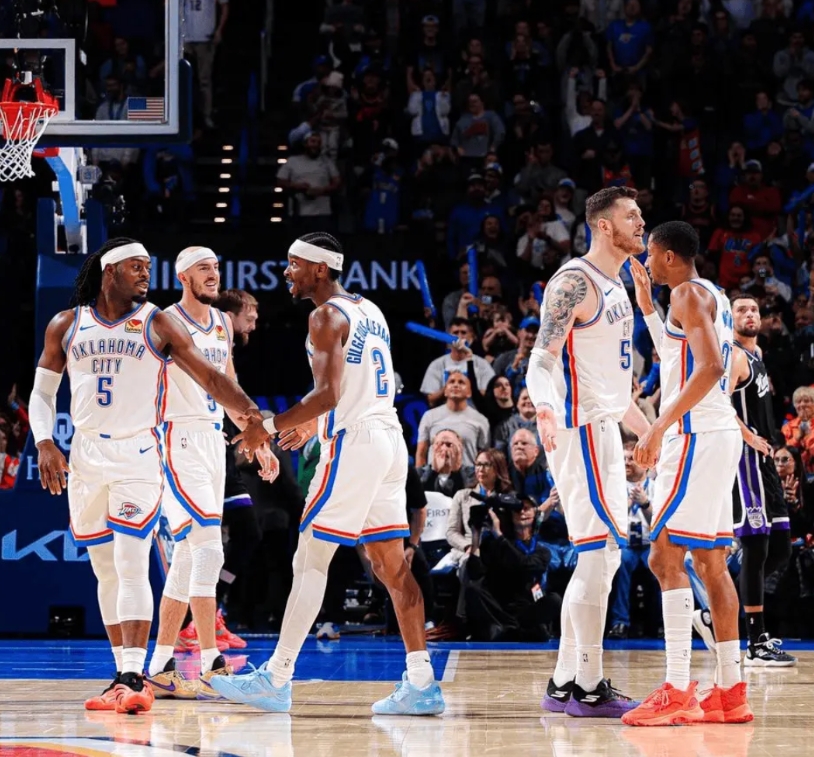 NBA的数据统计真的太发达了，各种各样的纪录啊！就这两天，纪录就不少！
第一个: