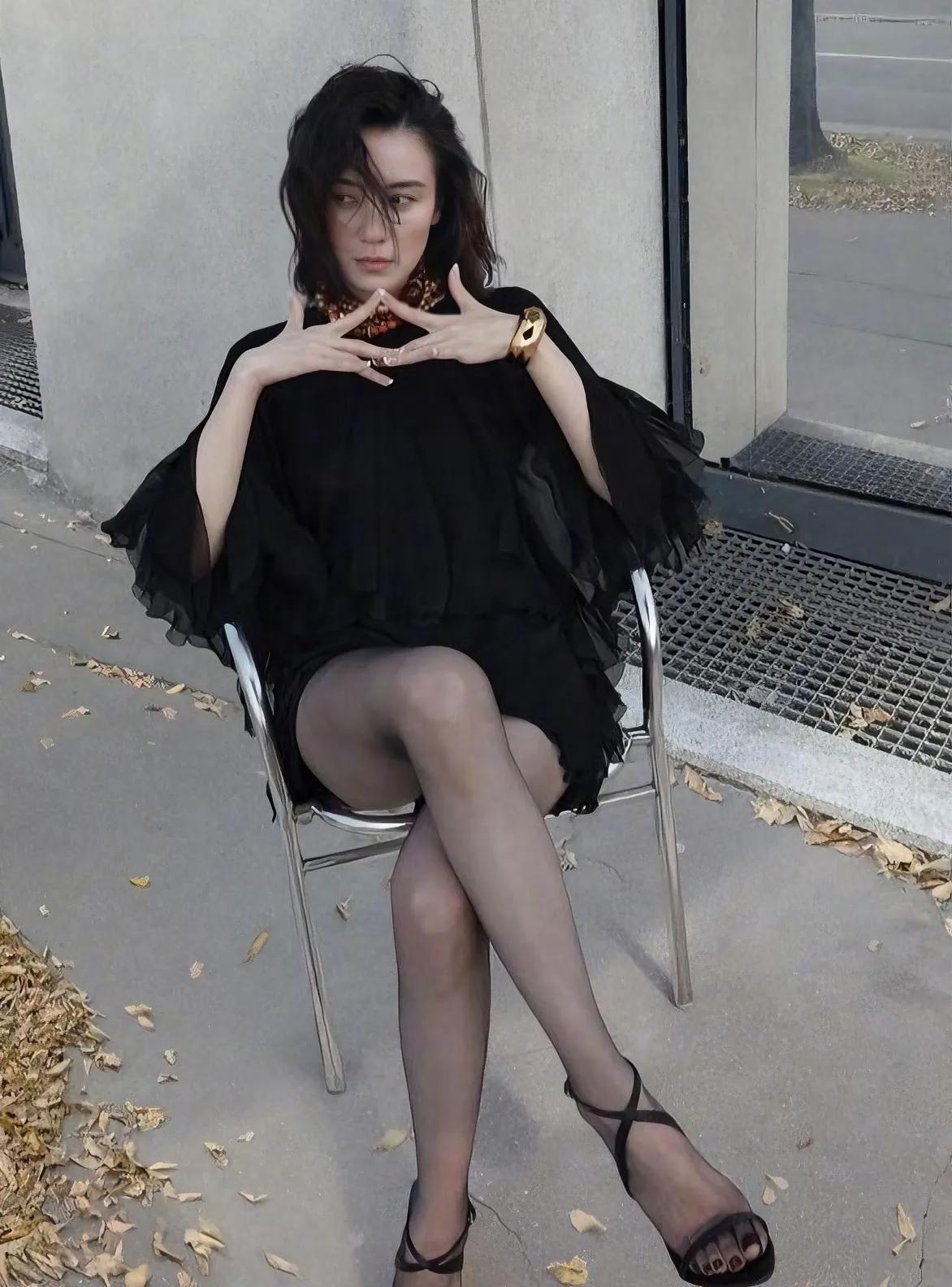 宋佳、张俪
姚晨、章子怡