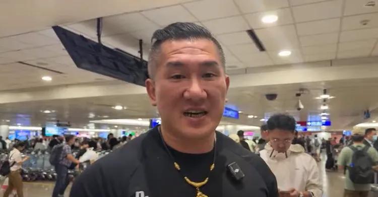 馆长返台“火力全开”：让全世界看看民进党的水准
针对传闻有青鸟要对馆长“丢东西”