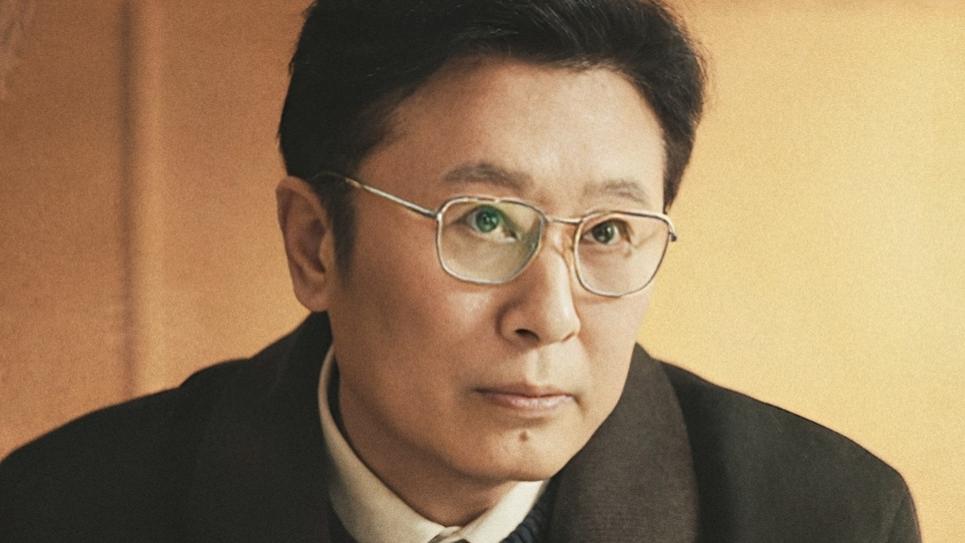 原来他是央视著名主持人，没想到演技在《老舅》里比郭京飞还强