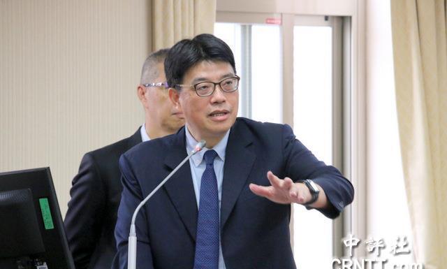 民进党铁了心，520以后两岸还是硬
　　赖功德520就职周年前夕，受访以“大公司