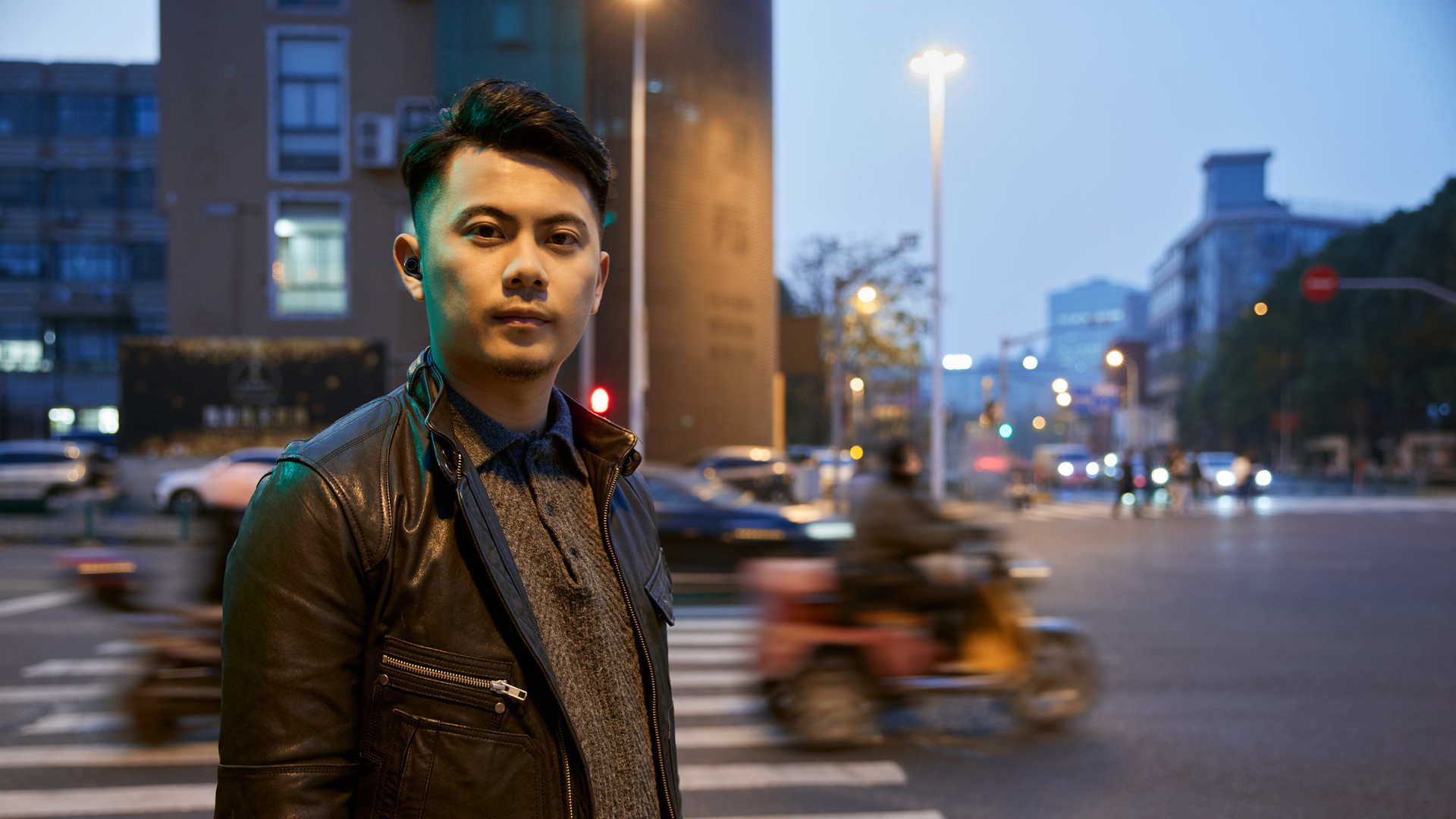 用了220天敢说真话！2025这2款旗舰蓝牙耳机，音质好听到离谱，超实用