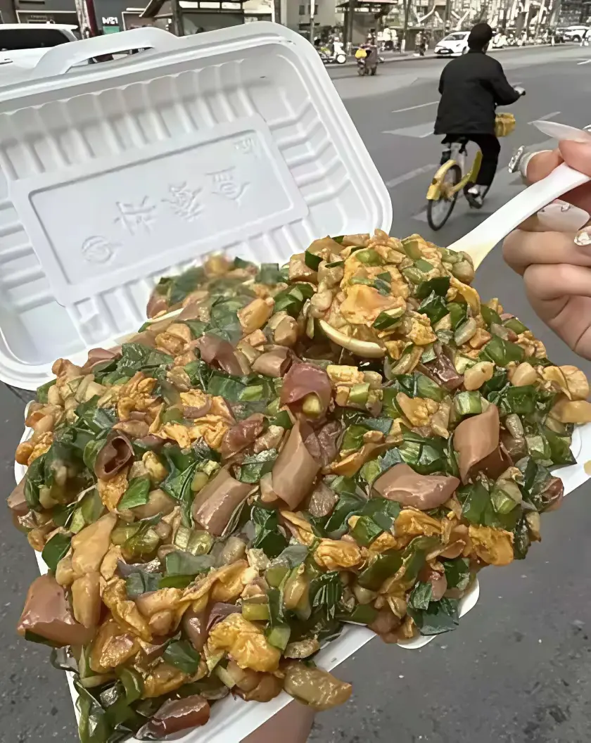 在广东这个是啥子，太好吃了🤭🤭
