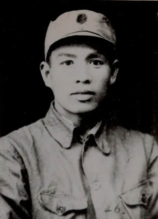 衡宝战役中，林彪命令中路军待命出击，可是丁盛统领的第135师没有接到命令，他们一