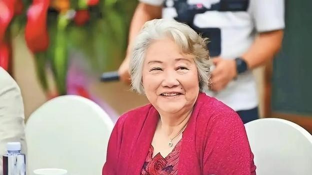 红色娘子军的光辉岁月，传奇人生的跌宕起伏，过着怎样的生活？