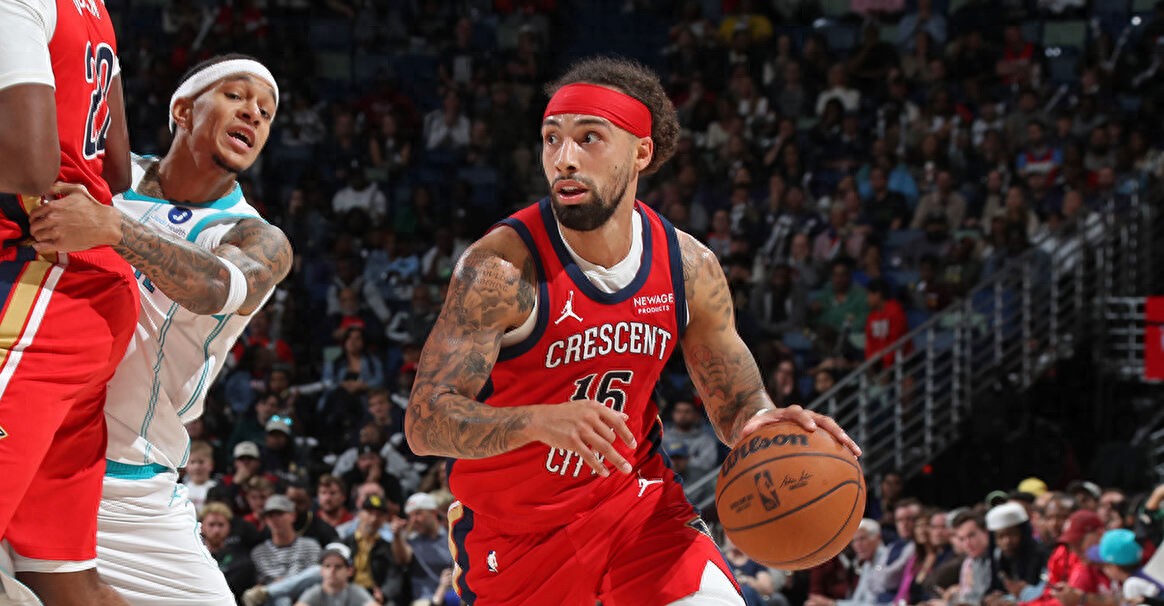 阿尔瓦拉多18+6布里奇斯22+8，鹈鹕险胜黄蜂迎首胜

北京时间11月5日，N