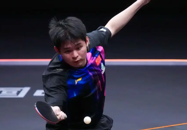 北京时间12月13日，WTT总决赛今日单打赛程如下：
男单1/4决赛：第一场14