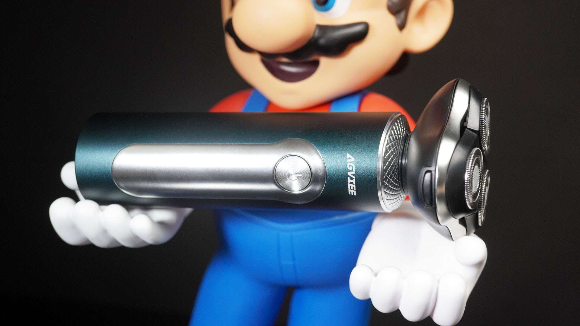 未野MAX剃须刀测评：突破传统剃须的革新之作，23000高转速胡茬0残留