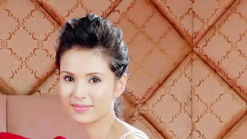 是什么造就王语嫣温柔独特的美？她的扮演者李若彤生活怎样