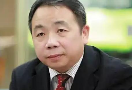 国家终于出手了！对日本参议员石平采取反制措施！
这位石平太郎原本是一名中国人，出